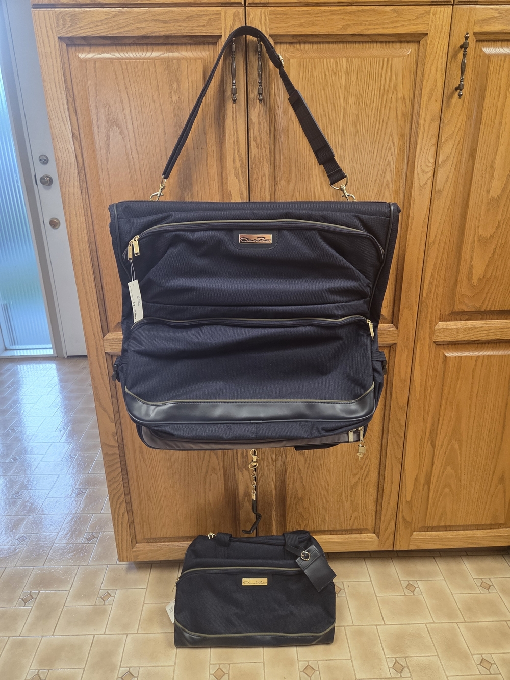Oscar de la Renta Garment Bag and Matching Weekender